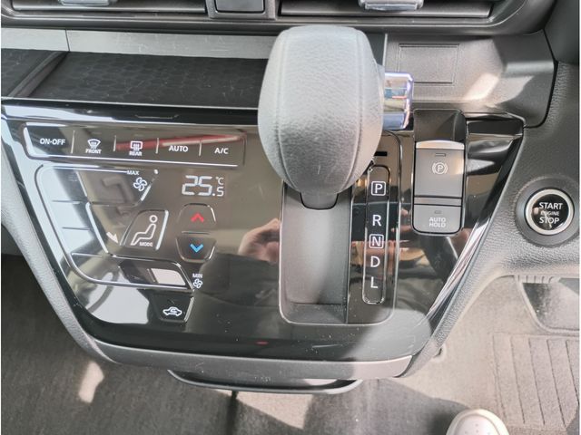 NISSAN ROOX 2025 Image 31