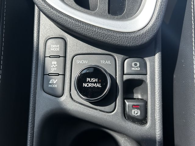 TOYOTA YARIS CROSS HYBRID 2021 Image 31