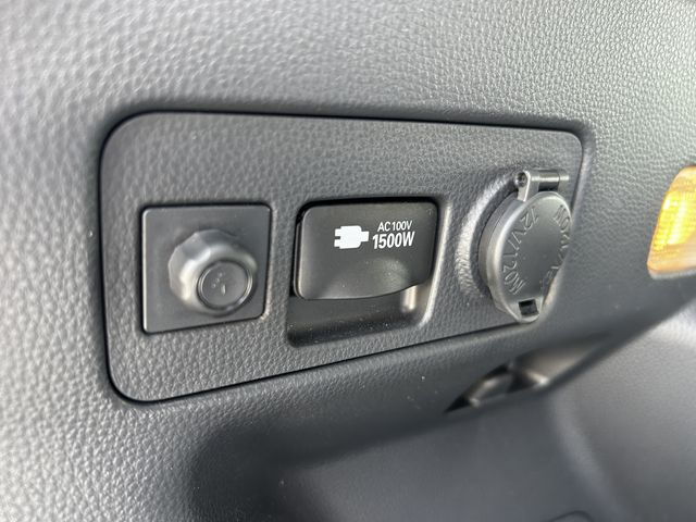 TOYOTA YARIS CROSS HYBRID 2021 Image 31