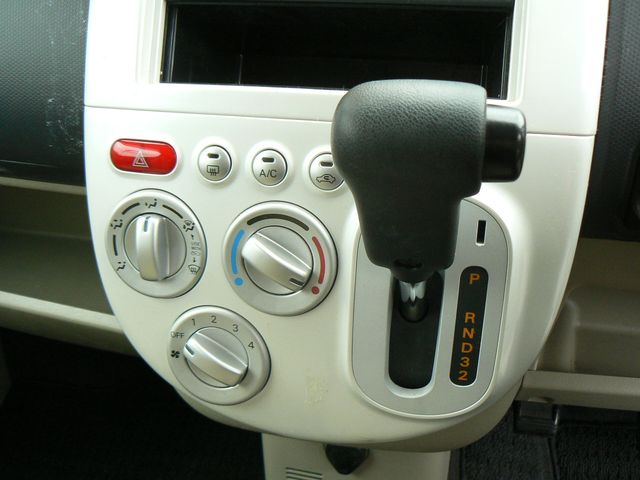 MITSUBISHI EK WAGON 2011 Image 31