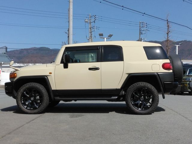 TOYOTA FJ CRUISER 4WD 2018 Image 31