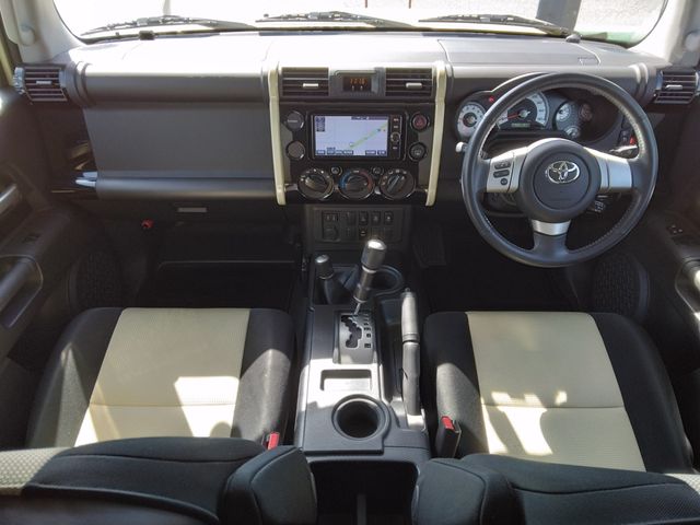TOYOTA FJ CRUISER 4WD 2018 Image 31