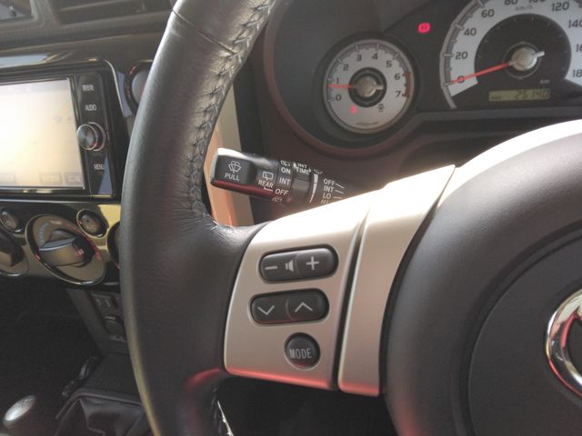 TOYOTA FJ CRUISER 4WD 2018 Image 31