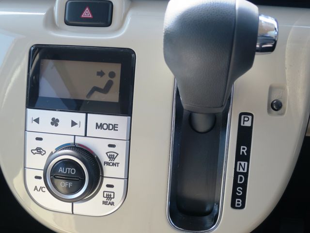 DAIHATSU MOVE CANBUS 4WD 2020 Image 31