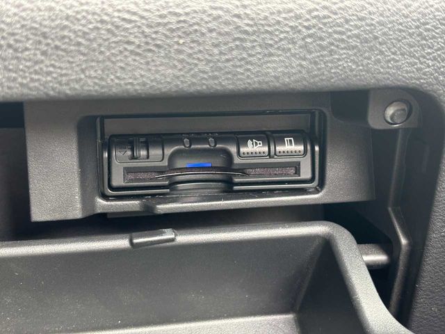 NISSAN SERENA  S-HYBRID 2017 Image 31