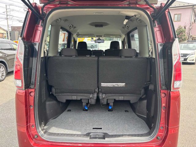 NISSAN SERENA  S-HYBRID 2017 Image 31