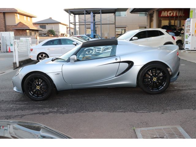 LOTUS ELISE 2017 Image 31