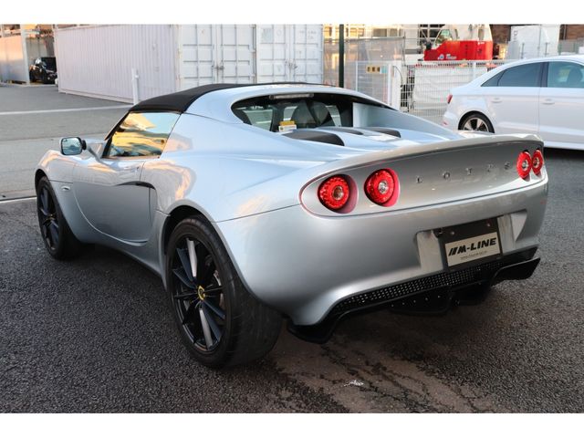 LOTUS ELISE 2017 Image 31