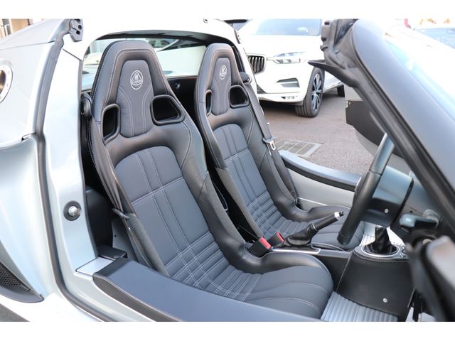 LOTUS ELISE 2017 Image 31