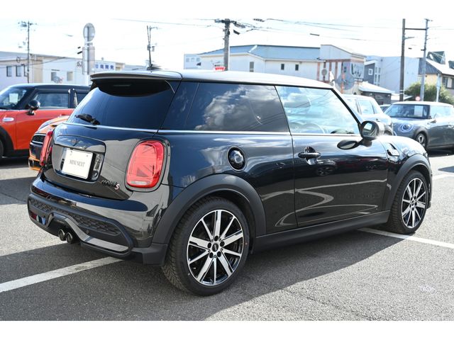 BMW MINI COOPER S 2023 Image 31