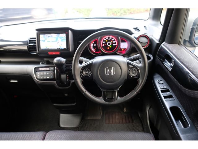 HONDA N BOX CUSTOM 2014 Image 31