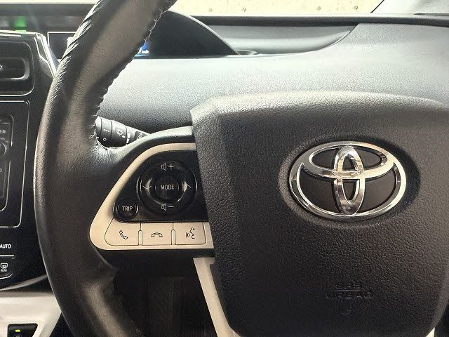 TOYOTA PRIUS 2016 Image 31