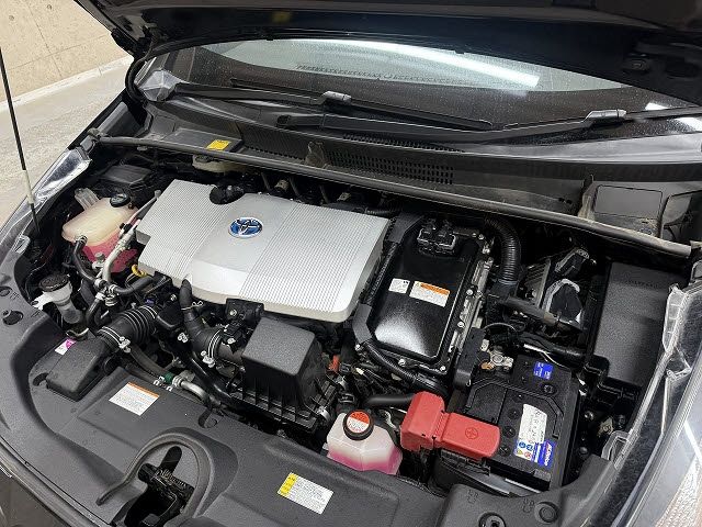 TOYOTA PRIUS 2016 Image 31