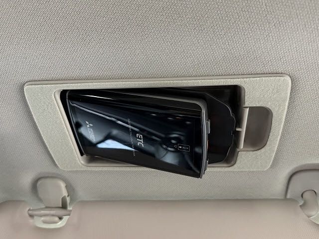 MAZDA DEMIO 2017 Image 31