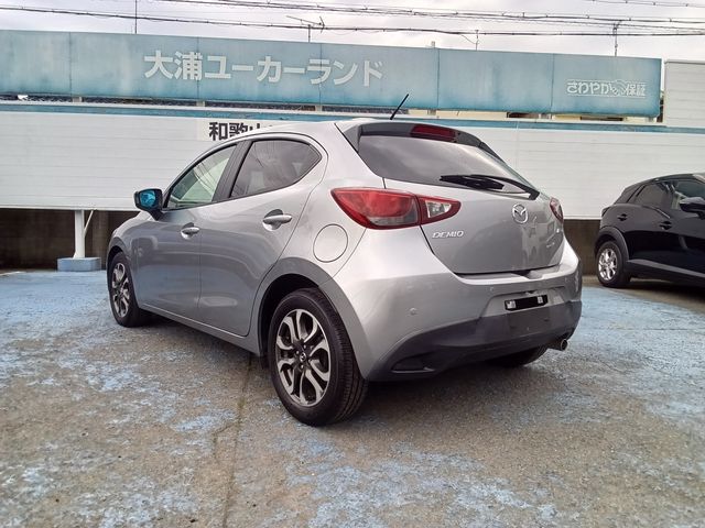 MAZDA DEMIO 2015 Image 31