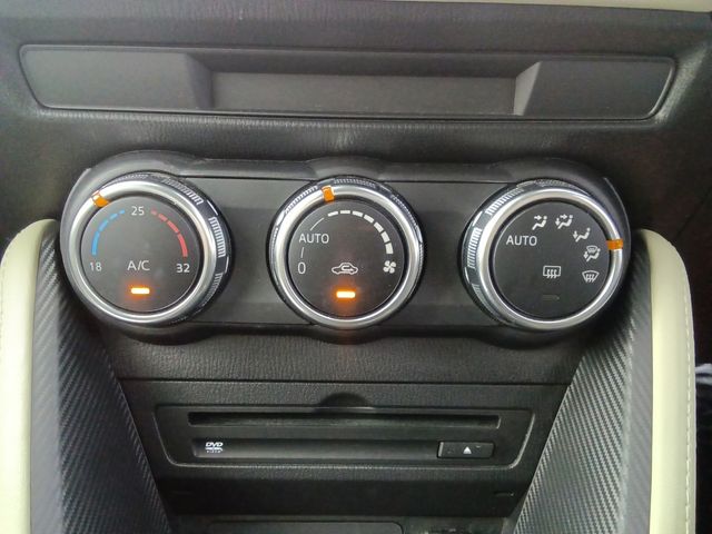 MAZDA DEMIO 2015 Image 31