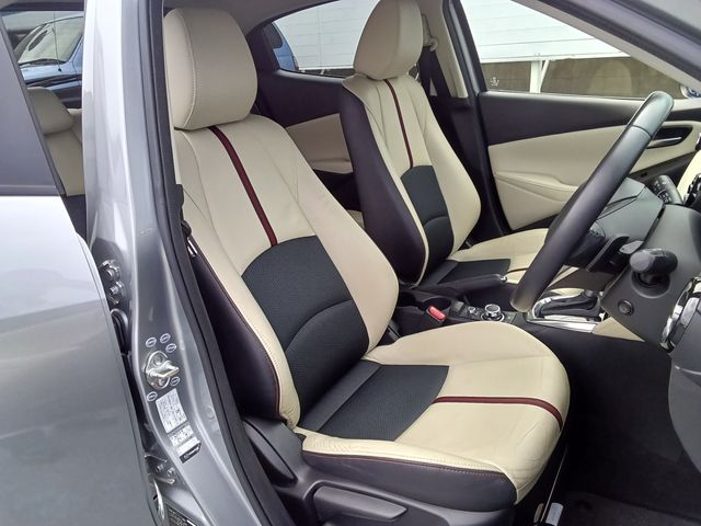 MAZDA DEMIO 2015 Image 31