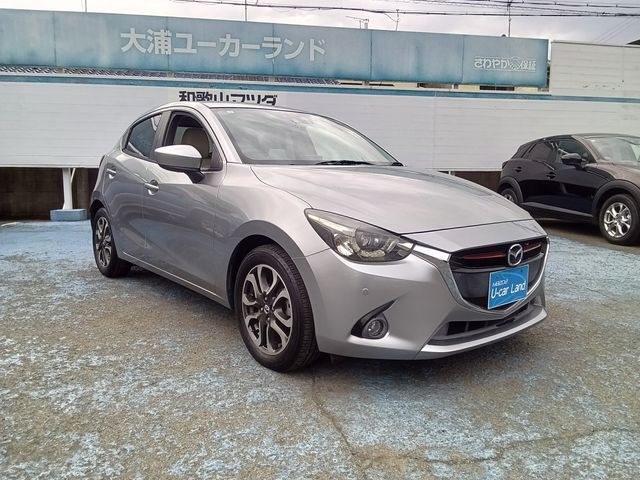 MAZDA DEMIO 2015 Image 31