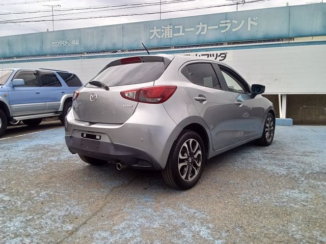 MAZDA DEMIO 2015 Image 31
