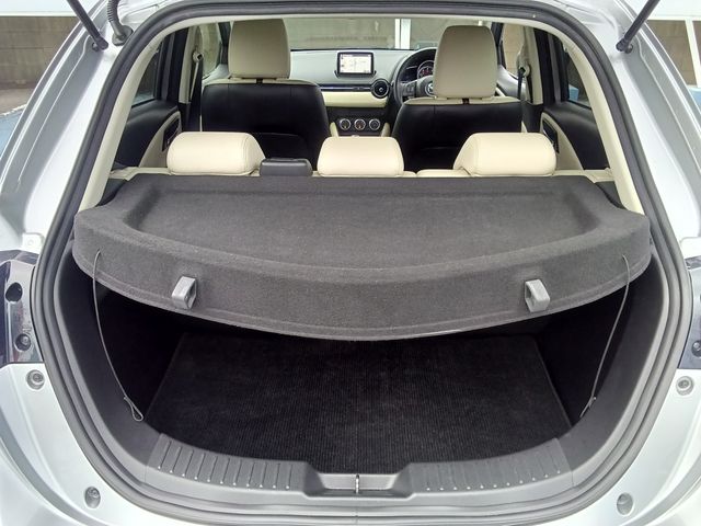 MAZDA DEMIO 2015 Image 31