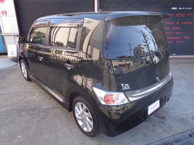 TOYOTA BB 2011 Image 31