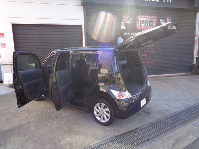 TOYOTA BB 2011 Image 31