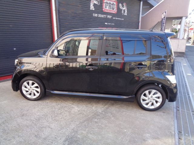 TOYOTA BB 2011 Image 31