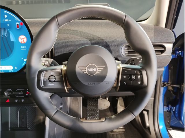 BMW MINI COOPER 5DOOR 2025 Image 31