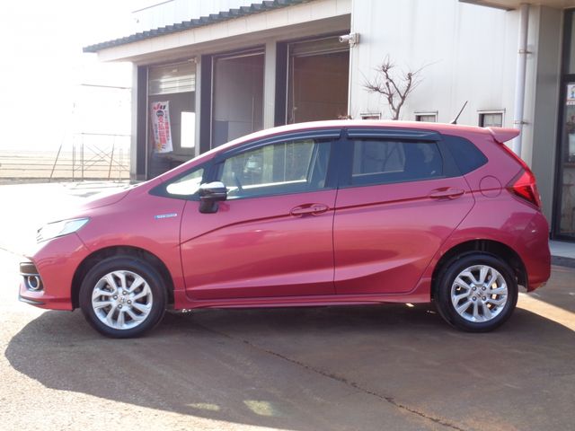 HONDA FIT HYBRID 4WD 2018 Image 31
