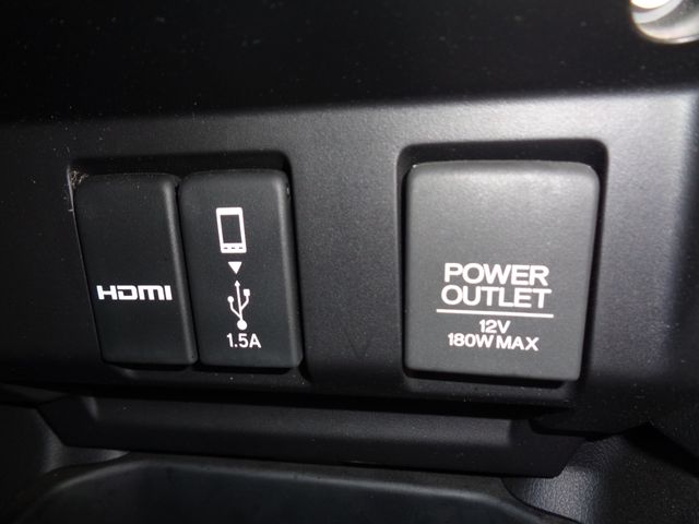 HONDA FIT HYBRID 4WD 2018 Image 31