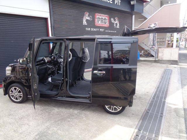 HONDA N BOX CUSTOM 2015 Image 31