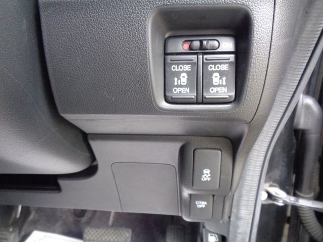 HONDA N BOX CUSTOM 2015 Image 31