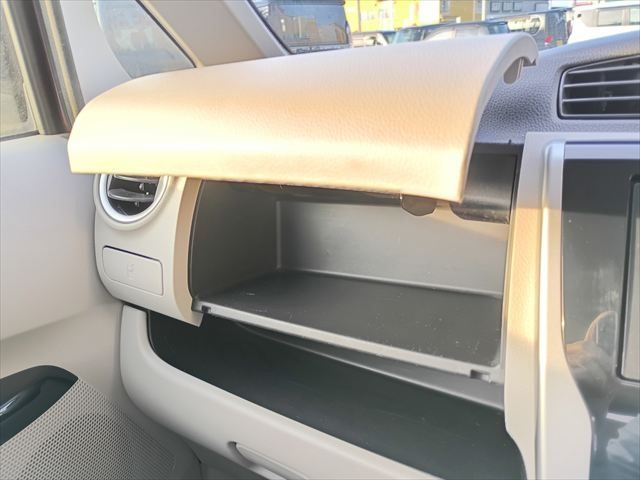 MITSUBISHI EK WAGON 2013 Image 31