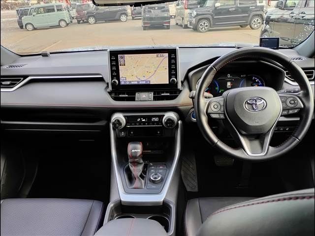 TOYOTA RAV4 PHV 2021 Image 31