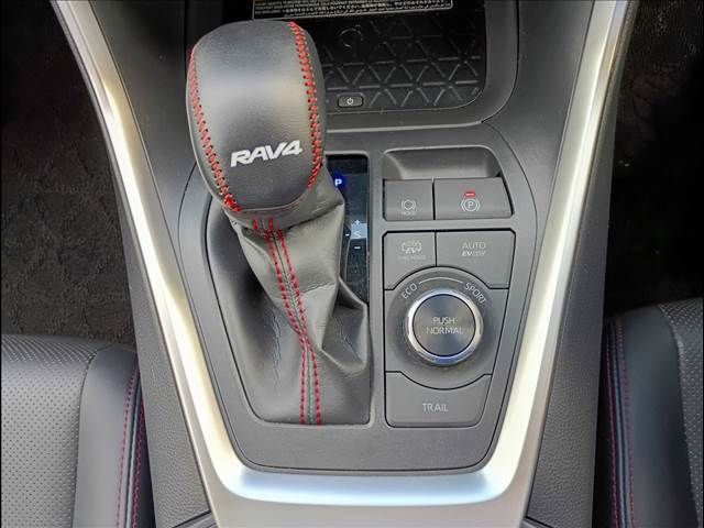 TOYOTA RAV4 PHV 2021 Image 31