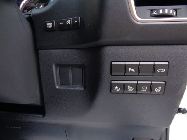 TOYOTA LEXUS NX300H 2015 Image 31