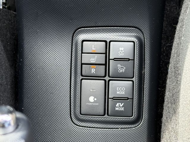 TOYOTA AQUA 2019 Image 31