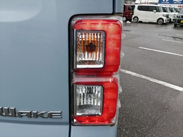 DAIHATSU WAKE 4WD 2017 Image 31