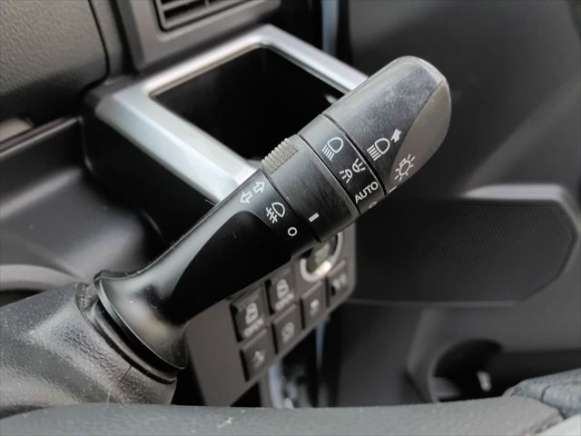 DAIHATSU WAKE 4WD 2017 Image 31