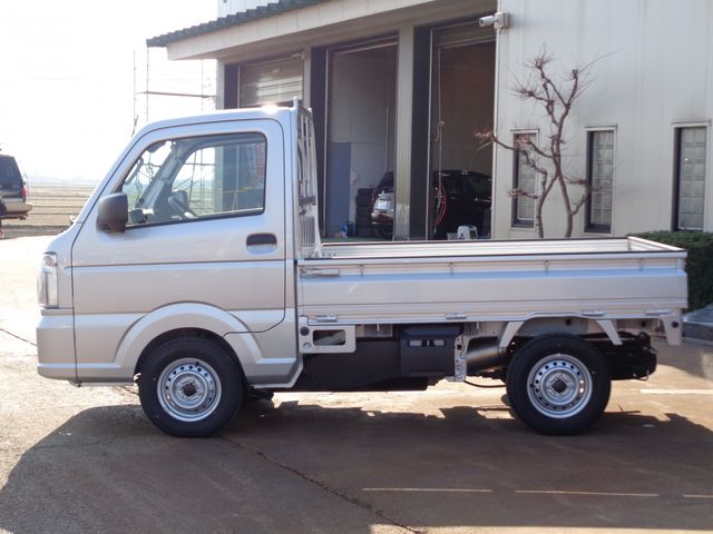 SUZUKI CARRY TRUCK 4WD 2025 Image 31