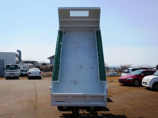 ISUZU ELF 2011 Image 31