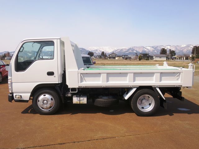 ISUZU ELF 2011 Image 31
