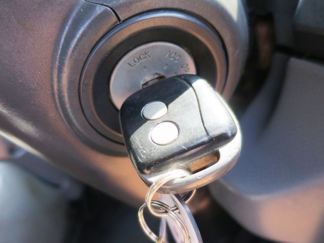 ISUZU ELF 2011 Image 31