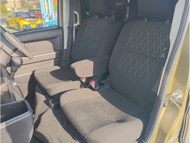 DAIHATSU ATRAI VAN 2024 Image 31