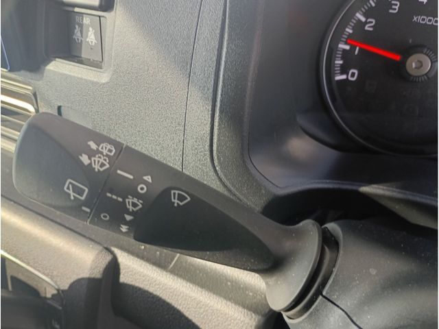 DAIHATSU ATRAI VAN 2024 Image 31