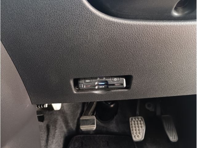 DAIHATSU ATRAI VAN 2024 Image 31