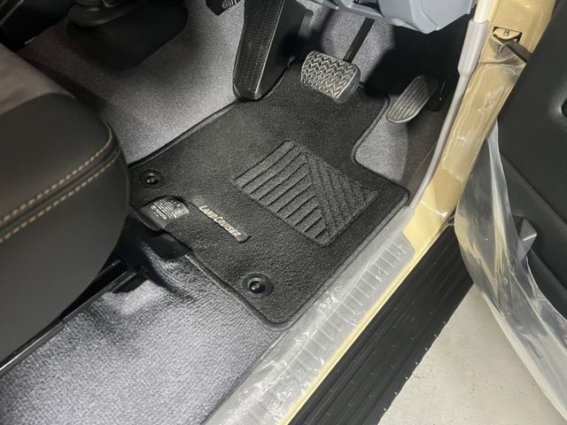 TOYOTA LANDCRUISER 70 2025 Image 31