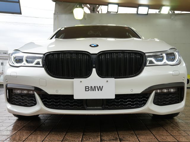 BMW 7SERIES 2019 Image 31