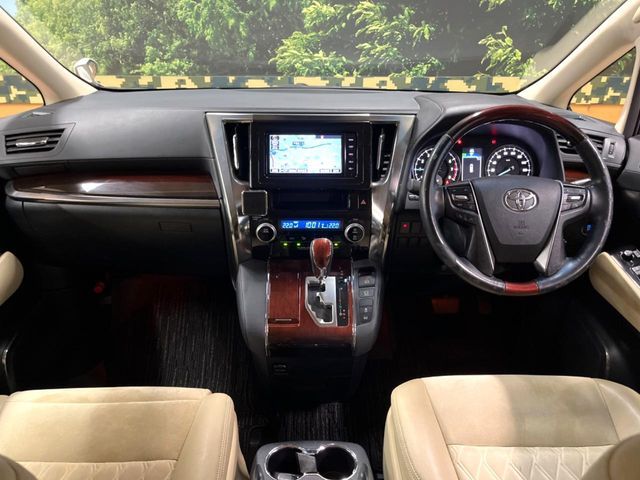 TOYOTA ALPHARD 2015 Image 31