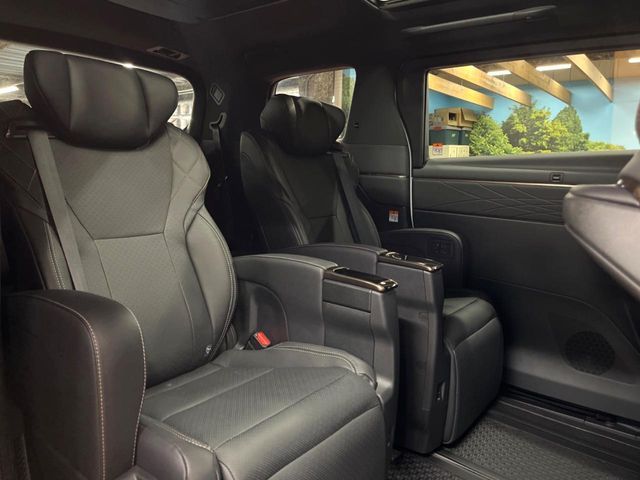 TOYOTA VELLFIRE  HYBRID 2024 Image 31